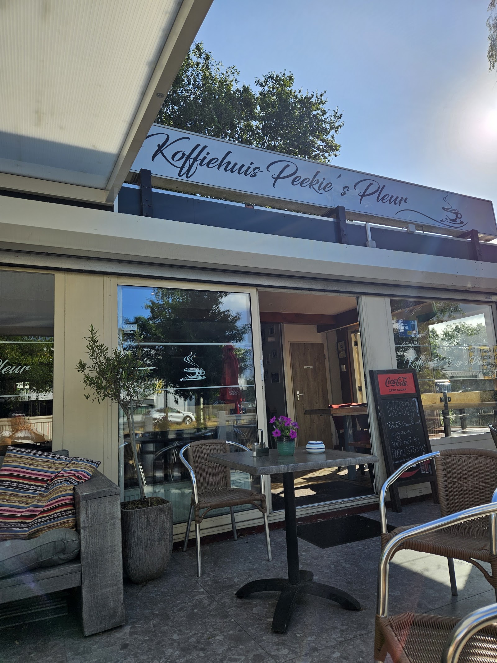 Koffie & ontbijt — Peekie’s Pleur — foto 3